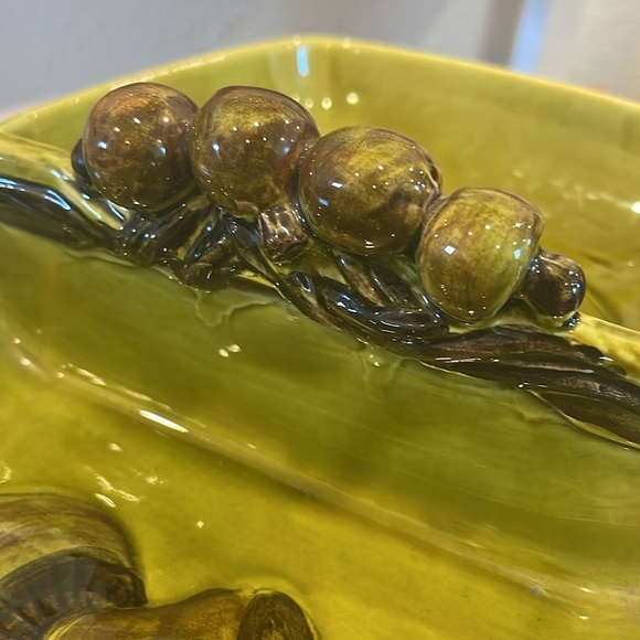 LA Pottery Retro Mushroom Divided Dish - Picture 2 of 4